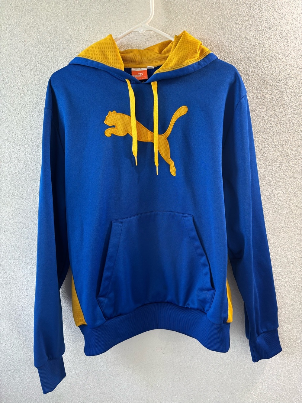 Men’s Blue And Yellow Puma Drawstring Hoodie Size Medium